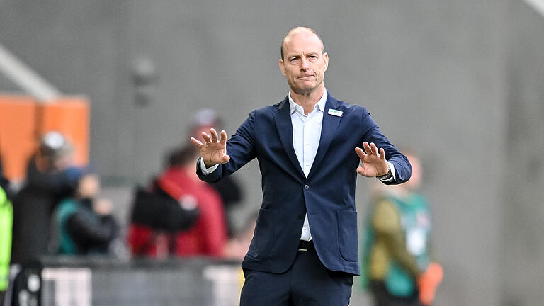 FC Augsburg - 1. FC Heidenheim       -  Trainer Jess Thorup möchte den Flow mit dem FC Augsburg möglichst lange aufrechterhalten.