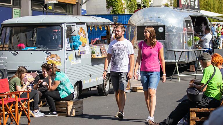 Zahlreiche Besucher kamen 2019 zum letzten Streetfoodfestival in Marktheidenfeld vor der Pandemie. (Archivbild) Zahlreiche Besucher kamen 2019 zum letzten Streetfoodfestival in Marktheidenfeld vor der Pandemie. (Archivbild)