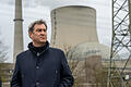 Bayerns Ministerpräsident Markus Söder vor dem Kernkraftwerk Isar 2.&nbsp;