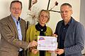 Optikgeschäft spendet 1000 Euro