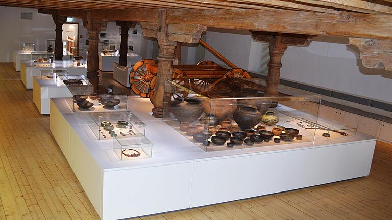 Ansprechend und großzügig: Blick in den Ausstellungsraum im ersten Obergeschoss der 'neuen Schranne'. Ansprechend und großzügig: Blick in den Ausstellungsraum im ersten Obergeschoss der 'neuen Schranne'.