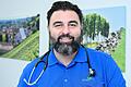 Dr. Mohammad Ahmadi ist Facharzt für Allgemeinmedizin und betreibt eine Hausarztpraxis in Mainstockheim. Außerdem ist er Bezirksvorsitzender des bayrischen Hausarztverbandes in Unterfranken.