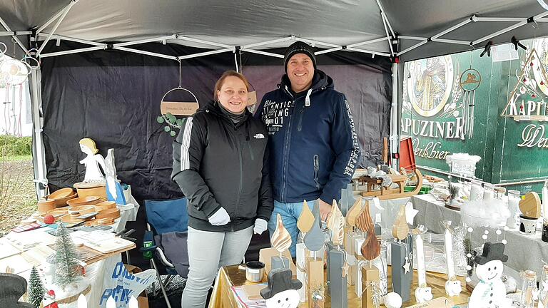 Handwerkliches und Selbstgemachtes gab es auf dem Weihnachtsmarkt der Nüdlinger Werkstatt der Lebenshilfe.       -  Handwerkliches und Selbstgemachtes gab es auf dem Weihnachtsmarkt der Nüdlinger Werkstatt der Lebenshilfe.