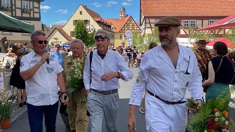 Sänger Peter Kraus (Mitte) war der Stargast bei den diesjährigen Fladungen Classics. Sänger Peter Kraus (Mitte) war der Stargast bei den diesjährigen Fladungen Classics.
