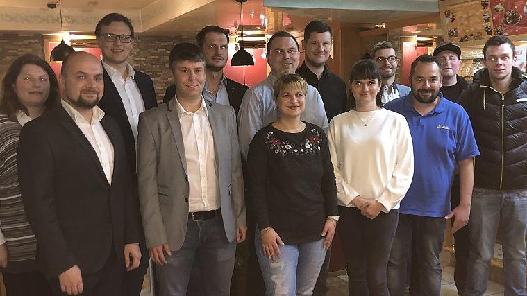Das sind die Kandidaten der Jungen Liste für die Stadtratswahl in Hofheim, zusammen mit JL-Kreisvorsitzenden Julian Müller und seinem Stellvertreter Thomas Wagenhäuser. Das sind die Kandidaten der Jungen Liste für die Stadtratswahl in Hofheim, zusammen mit JL-Kreisvorsitzenden Julian Müller und seinem Stellvertreter Thomas Wagenhäuser.