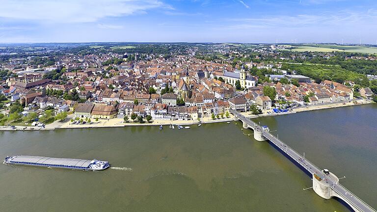 Die Neugestaltung der Mainpromenade in Kitzingen war und ist eines der Projekte des Kitzinger Planungsbüros arc.grün.