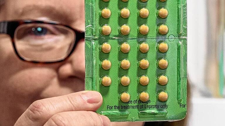 Lepramuseum Münster - Die Medikamente für Leprapatienten: Seit 1982 ist ein Antibiotika-Mix die Standardtherapie. Lepramuseum Münster - Die Medikamente für Leprapatienten: Seit 1982 ist ein Antibiotika-Mix die Standardtherapie.