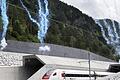 Hier kommt der erste Zug aus dem neuen Gotthardtunnel in Erstfeld an.jpeg       -  Der Gotthard-Basistunnel ist derzeit für den Personenverkehr gesperrt. Wer trotzdem mit dem Zug in die Schweiz fahren möchte, muss eine Alternativstrecke wählen.