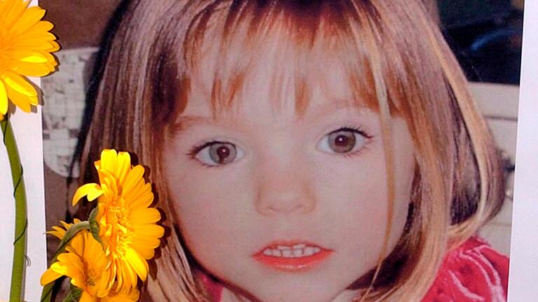 Was ist mit der kleinen Madeleine McCann (Maddie) passiert? Der Würzburger Verdächtige Christian B. wendet sich jetzt mit einer Pressemitteilung an die Öffentlichkeit und spricht von Vorverurteilung. Was ist mit der kleinen Madeleine McCann (Maddie) passiert? Der Würzburger Verdächtige Christian B. wendet sich jetzt mit einer Pressemitteilung an die Öffentlichkeit und spricht von Vorverurteilung.