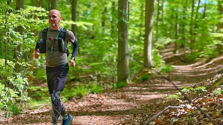 Marco Depner bei seinem 'Lebenslauf' 2024: Von Geusfeld im Steigerwald ging's für den 53-Jährigen bis nach Dürrenried in den Haßbergen. Marco Depner bei seinem 'Lebenslauf' 2024: Von Geusfeld im Steigerwald ging's für den 53-Jährigen bis nach Dürrenried in den Haßbergen.