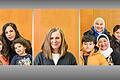 Nach der Flucht aus ihrer Heimat ein neues Leben in Volkach begonnen haben (von links) Malika Hashemi mit ihren Töchtern Eileen (links, 5 Jahre) und Ayla (knapp 3), Olha Vykrieva sowie Rasha Mohammad mit Sohn Ammar und den Töchtern Yara (17) und Sham (rechts).