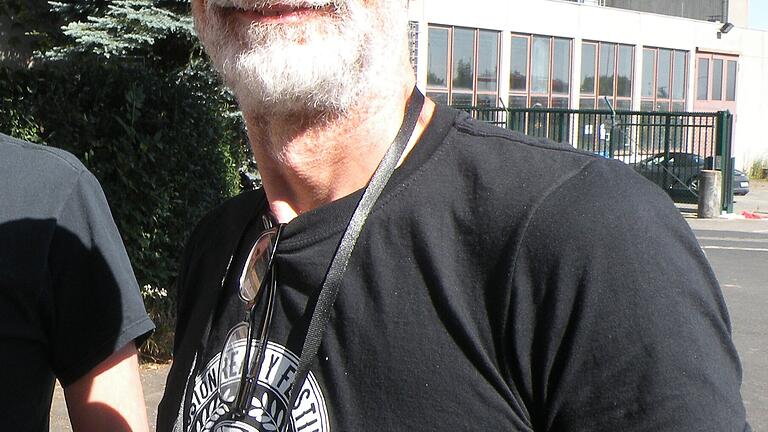 Steffen Rose, Organisator und Veranstalter des Punkrock-Festivals Mission Ready. Steffen Rose, Organisator und Veranstalter des Punkrock-Festivals Mission Ready.