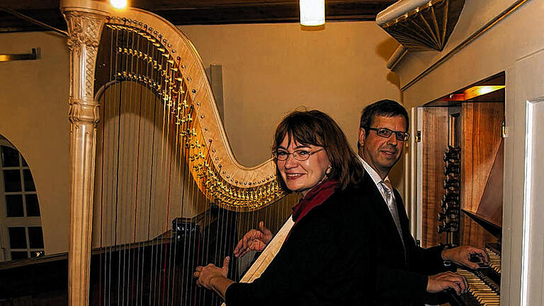 Auftakt der Kirchenmusikwoche: Mit Harfe und Orgel verzauberten Julia Rosenberger und Reiner Gaar das Publikum beim ersten Abendkonzert der Kirchenmusikwoche in der evangelischen Erlöserkirche. Auftakt der Kirchenmusikwoche: Mit Harfe und Orgel verzauberten Julia Rosenberger und Reiner Gaar das Publikum beim ersten Abendkonzert der Kirchenmusikwoche in der evangelischen Erlöserkirche.