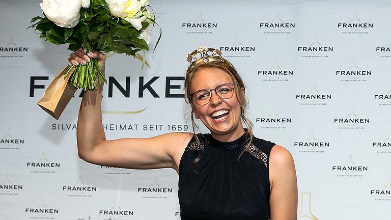 Die neue Fränkische Weinkönigin heißt Eva Brockmann. Die neue Fränkische Weinkönigin heißt Eva Brockmann.