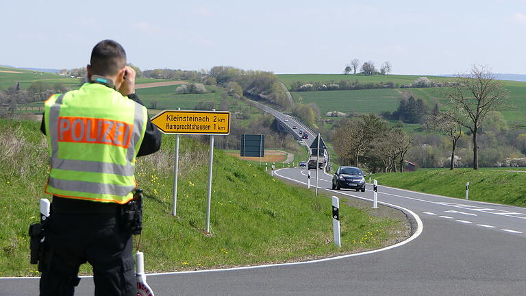 Auch auf der B303 bei Humprechtshausen wurde beim Blitzmarathon kontrolliert. Auch auf der B303 bei Humprechtshausen wurde beim Blitzmarathon kontrolliert.