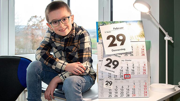 Emilian Link aus Hohenroth wurde am 29. Februar geboren, den es nur alle vier Jahre gibt. Der Zweitklässler ist stolz auf seinen besonderen Geburtstag und findet ihn cool. Emilian Link aus Hohenroth wurde am 29. Februar geboren, den es nur alle vier Jahre gibt. Der Zweitklässler ist stolz auf seinen besonderen Geburtstag und findet ihn cool.