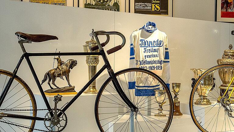 Das Fahrrad hat die Geschichte von Sachs begründet und lange begleitet. Das Fahrrad hat die Geschichte von Sachs begründet und lange begleitet.