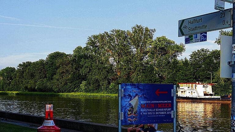 23 Kilometer sind es per Rad von Schweinfurt-Mitte nach Haßfurt-Mitte. Parallel zum beliebten Main-Radweg gibt es nun auch einen Main-Wasser-Wanderweg. 23 Kilometer sind es per Rad von Schweinfurt-Mitte nach Haßfurt-Mitte. Parallel zum beliebten Main-Radweg gibt es nun auch einen Main-Wasser-Wanderweg.