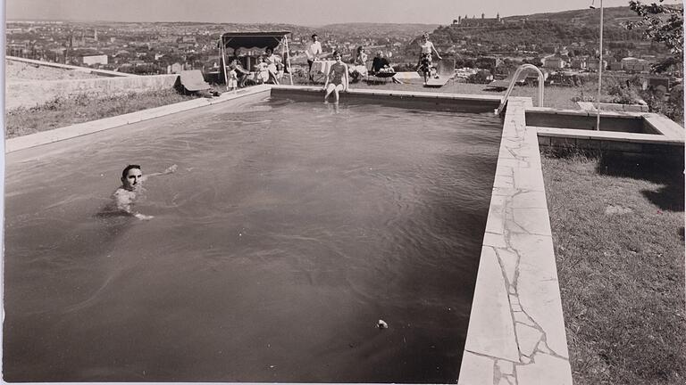 Das Freibad mit Festungsblick war etwas ganz Besonders. Das Freibad mit Festungsblick war etwas ganz Besonders. 