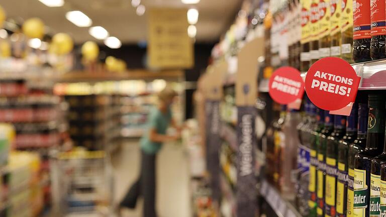 Supermarkt       -  Das Oberlandesgericht Nürnberg hat die Rabattwerbung eines Discounters als unzulässig angesehen (Symbolbild).