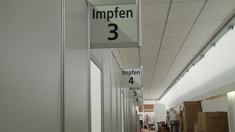 Das Impfzentrum Main-Spessart befindet sich seit Anfang April im ehemaligen EP-Medienland in Karlstadt. Das Impfzentrum Main-Spessart befindet sich seit Anfang April im ehemaligen EP-Medienland in Karlstadt.