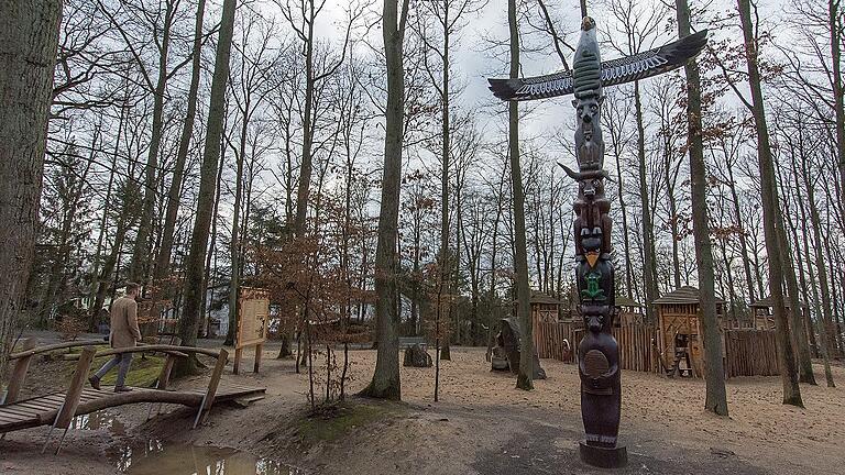 Das neue Indianerfort für die jungen Besucher im Wildpark an den Eichen auf dem Deutschhof.