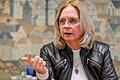 Der Messerangriff von Aschaffenburg hat Andrea Lindholz weiter in den politischen Fokus gerückt. Die Innenpolitikerin ist die Spitzenkandidatin der Unterfranken-CSU bei der Bundestagswahl. Das Bild entstand beim Redaktionsbesuch in Würzburg.