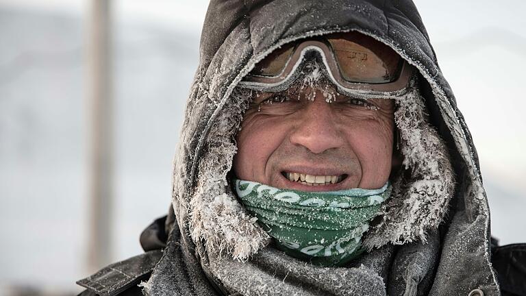 Udo Engelhardt auf Exkursion in Svalbard auf der Inselgruppe Spitzbergen.&nbsp;