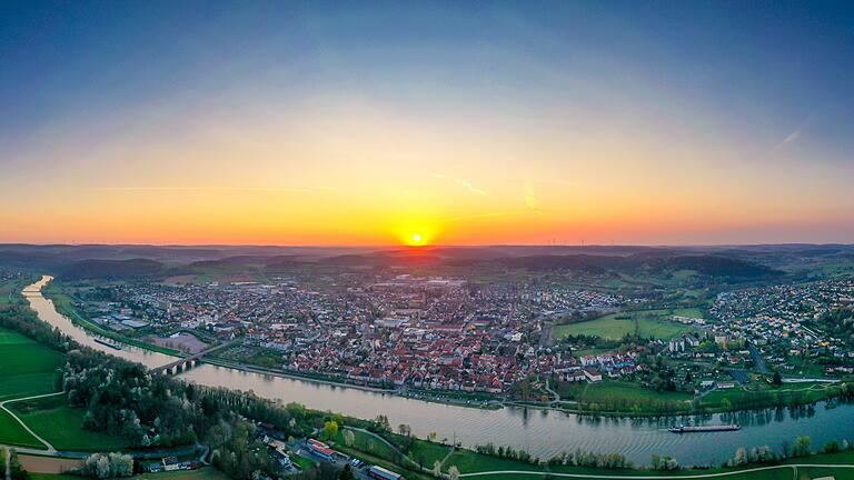 Trotz oder gerade wegen des 100-Millionen-Euro-Haushalts wollen viele Fraktionen im Marktheidenfelder Stadtrat in den kommenden Jahren sparen. Trotz oder gerade wegen des 100-Millionen-Euro-Haushalts wollen viele Fraktionen im Marktheidenfelder Stadtrat in den kommenden Jahren sparen. 