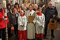 Auf dem Foto (vordere Reihe): Kommunionhelferin und Kirchenschmuck Maria Hochrein, Kommunionhelferin und Mesnerin Beate Kunzmann, Mesnerin Maria Heinisch, Ministrantin Florentine Kohl, Gottesdienstbeauftragte Annette Fröhlich, Ministrant Janne Lutz, Lektor und Gitarrist Andreas Hossmann. Hintere Reihe: Ministrantenarbeit Susanne Heim, Lektorin Isolde Traub, Lektor Wolfgang Geppert, Chorleiter und Gitarrist Paul Werner.