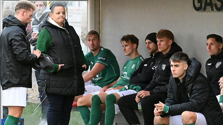 Gute Laune schaut anders aus: Nach dem 0:1 in Aubstadt war die Enttäuschung groß beim FC Schweinfurt 05.