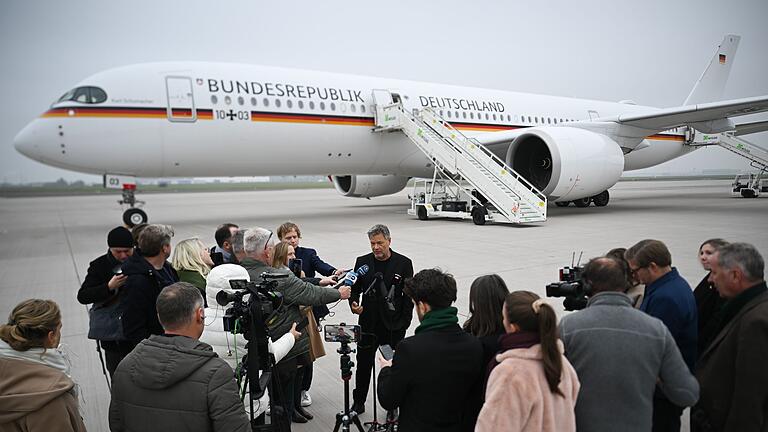 Habeck reist zur Techkonferenz &bdquo;Web Summits&rdquo;       -  Erste Auslandsreise nach Ampel-Aus.