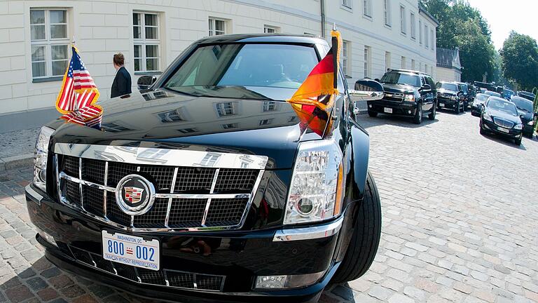 Cadillac des US-Präsidenten in Berlin       -  Steht ein gepanzerter Cadillac wie dieser in Deutschland, ist ein US-Präsident nicht weit.