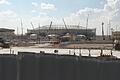 Blick über den Bauzaun: die Baustelle des Al Rayyan Stadions bei Doha, Katar