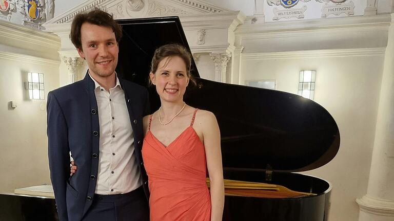 Klavierduo Glemser im Rimparer Rittersaal. Klavierduo Glemser im Rimparer Rittersaal.
