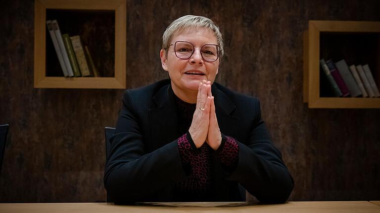 Die Bundestagsabgeordnete und Ärztin Sabine Dittmar (SPD) ist selbst bekennende Organspenderin und wirbt seit Jahren für mehr Transplantationen. Die Bundestagsabgeordnete und Ärztin Sabine Dittmar (SPD) ist selbst bekennende Organspenderin und wirbt seit Jahren für mehr Transplantationen.