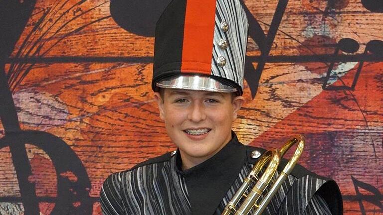 Jayce in der Uniform seiner High-School Marching-Band.       -  Jayce in der Uniform seiner High-School Marching-Band.