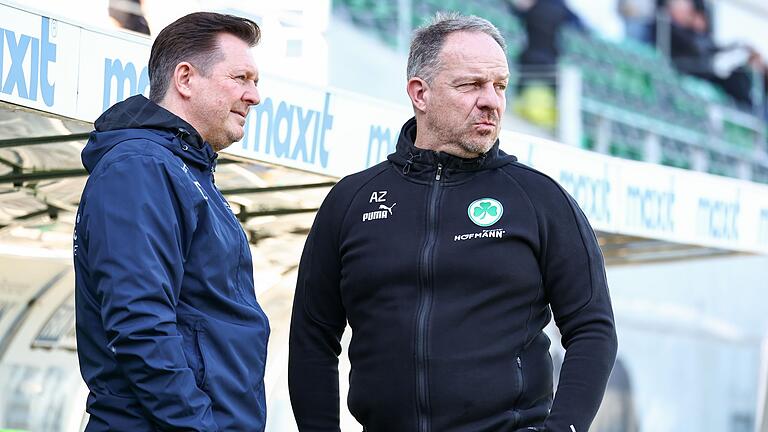 SpVgg Greuther Fürth - 1. FC Magdeburg       -  Alexander Zorniger (r) hat noch nicht gegen Magdeburg verloren.