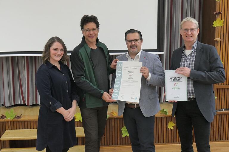 In Frammersbach freuen sich über die Auszeichnung (von links): Marina Mantel, Oliver Kaiser, Christian Holzemer und Christoph Rüttiger.&nbsp;