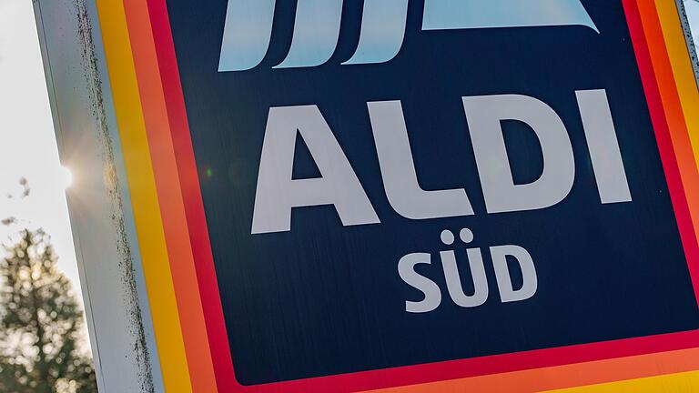 Aldi Süd       -  Händler müssen bei Rabatten bestimmte Vorschriften erfüllen (Archivbild).