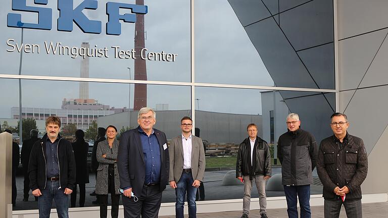 Die Besuchergruppe: von links Jochen Wenzel, Tanja Gluza, Jörg Hofmann, Sebastian Witzel, Bertram Kossner, Norbert Völkl und Peter Kippes.