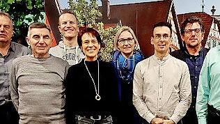 Neue Vorstand (von links): Josef Stockmann, Reiner Heid, Alfred Kippes, Alexander Appel, Stefanie Stober, Bettina Köberlein, Jürgen Kippes, Dieter Büttner, Stefanie Schneider. - Neue Vorstand (von links): Josef Stockmann, Reiner Heid, Alfred Kippes, Alexander Appel, Stefanie Stober, Bettina Köberlein, Jürgen Kippes, Dieter Büttner, Stefanie Schneider. Neue Vorstand (von links): Josef Stockmann, Reiner Heid, Alfred Kippes, Alexander Appel, Stefanie Stober, Bettina Köberlein, Jürgen Kippes, Dieter Büttner, Stefanie Schneider. - Neue Vorstand (von links): Josef Stockmann, Reiner Heid, Alfred Kippes, Alexander Appel, Stefanie Stober, Bettina Köberlein, Jürgen Kippes, Dieter Büttner, Stefanie Schneider.
