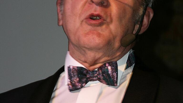 Hans Driesel liest in der eventgalerie Schweinfurt. Hans Driesel liest in der eventgalerie Schweinfurt.