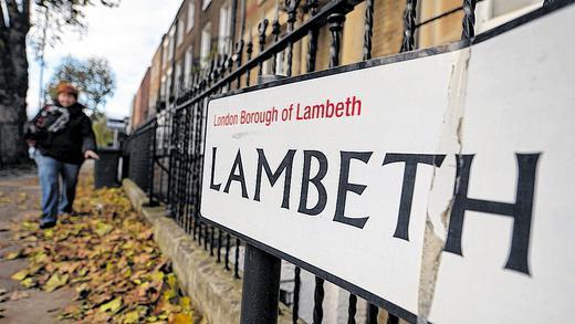 Trügerische Idylle: Die Lambeth Road in London, in der drei Frauen über Jahrzehnte als Sklavinnen gehalten wurden. Trügerische Idylle: Die Lambeth Road in London, in der drei Frauen über Jahrzehnte als Sklavinnen gehalten wurden.