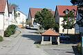 Die Ableitung des überschüssigen wertvollen Quellwassers wird ein kostspieliges Unterfangen, da das Brunnenhaus an der tiefsten Stelle von Weyer steht und das Wasser weggepumpt werden muss und zwar in Richtung Friedhof.
