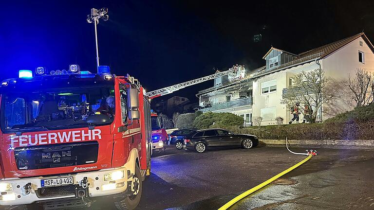Brand eines Balkons und eines Zimmers in der Silvesternacht in der Lindig-Siedlung in Lohr. Brand eines Balkons und eines Zimmers in der Silvesternacht in der Lindig-Siedlung in Lohr.