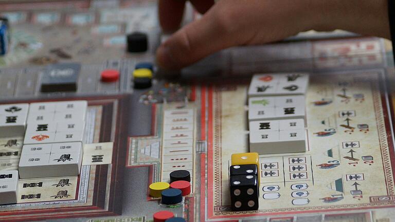 Der Spieletreff SAM aus Karlstadt trifft sich am Sonntag im Evangelischen Gemeindehaus. Der Spieletreff SAM aus Karlstadt trifft sich am Sonntag im Evangelischen Gemeindehaus.