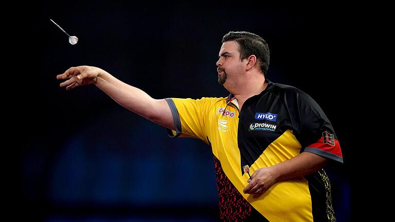 Gabriel Clemens aus Deutschland genießt mit seinem Auftreten bei der Darts-WM in London viele Sympathien. Gabriel Clemens aus Deutschland genießt mit seinem Auftreten bei der Darts-WM in London viele Sympathien. 