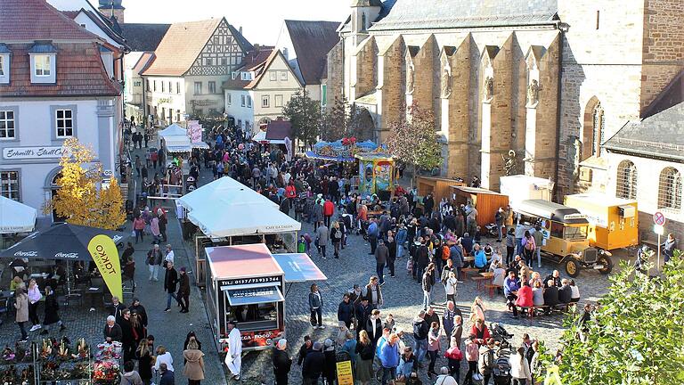 Auch 2021 lockte das Gerolzhöfer Herbstfest zahlreiche Besucherinnen und Besucher in die Stadt.