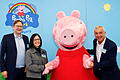 Günzburg: Peppa Pig Park Baustellenbegehung.jpeg       -  Legoland Günzburg: Peppa Wutz Park Baustellenbegehung - Landrat Hans Reichhart, Legoland-Deutschland-Geschäftsführerin Manuela Stone und Günzburgs Oberbürgermeister Gerhard Jauernig.